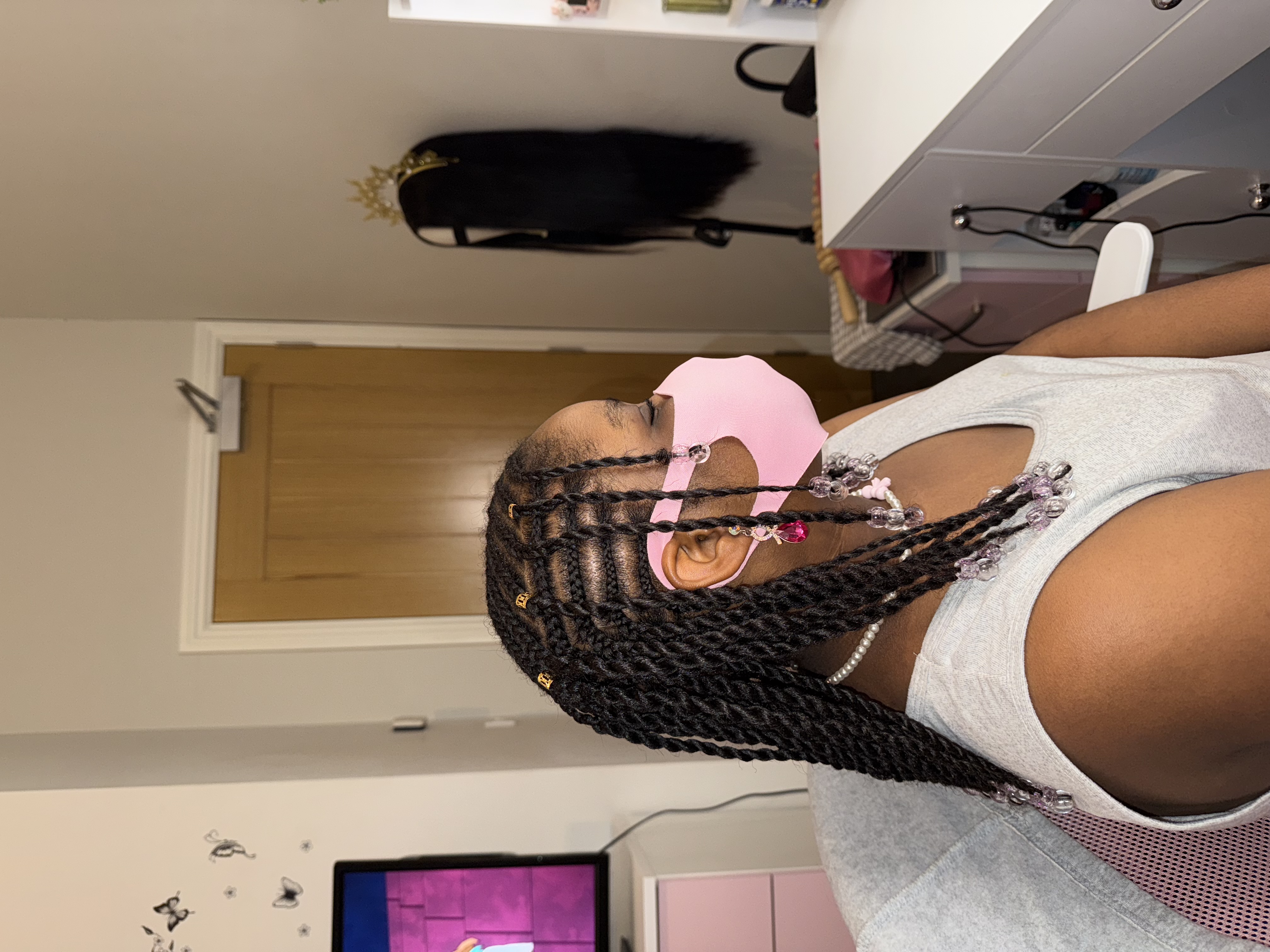 Ziraverse Freestyle Cornrows/Twists with beads